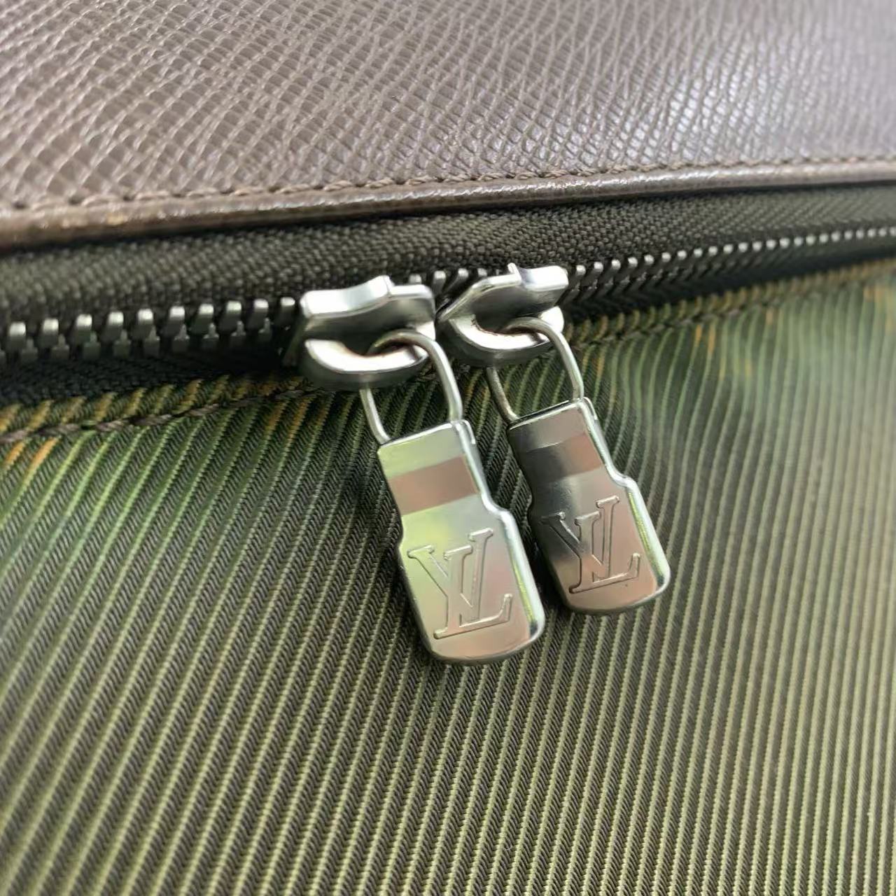LOUIS VUITTON TAIMYR TAIGA GRIZZLY BEAR SHOULDER BAG