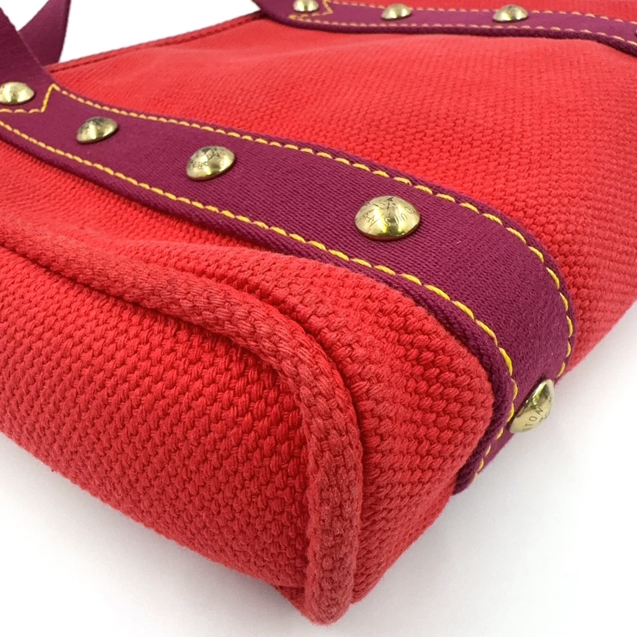 LOUIS VUITTON HIPPOPOTAMUS PM ANTIGUIA HANDBAG