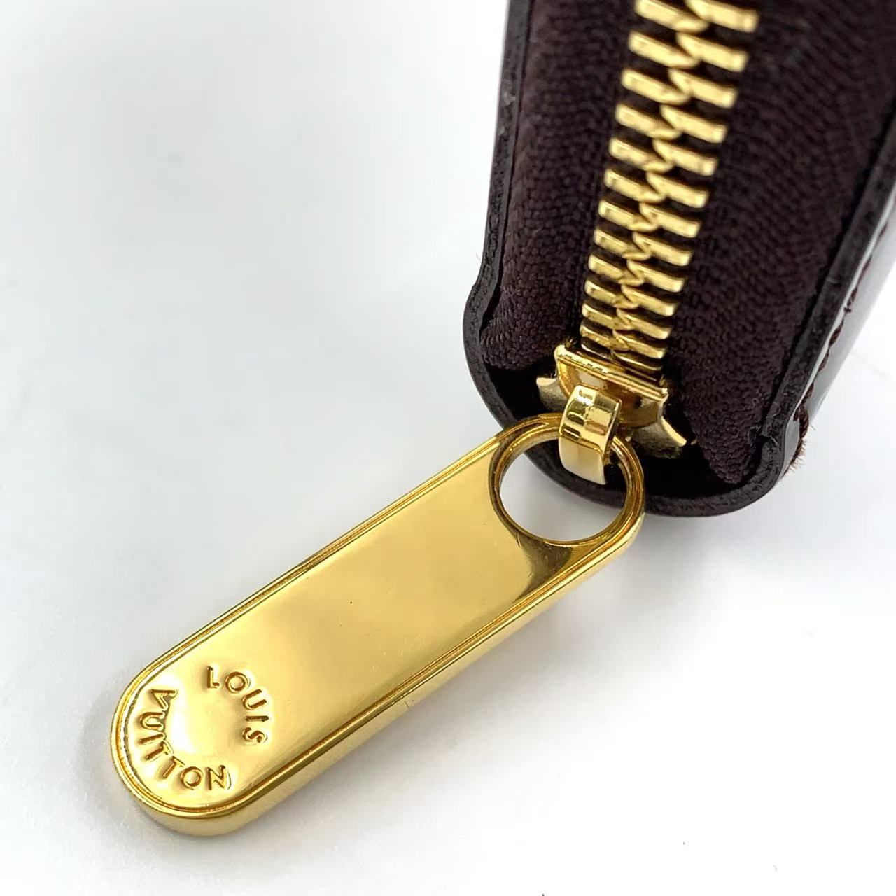 LOUIS VUITTON AMARANTE VERNIS ZIPPY WALLET