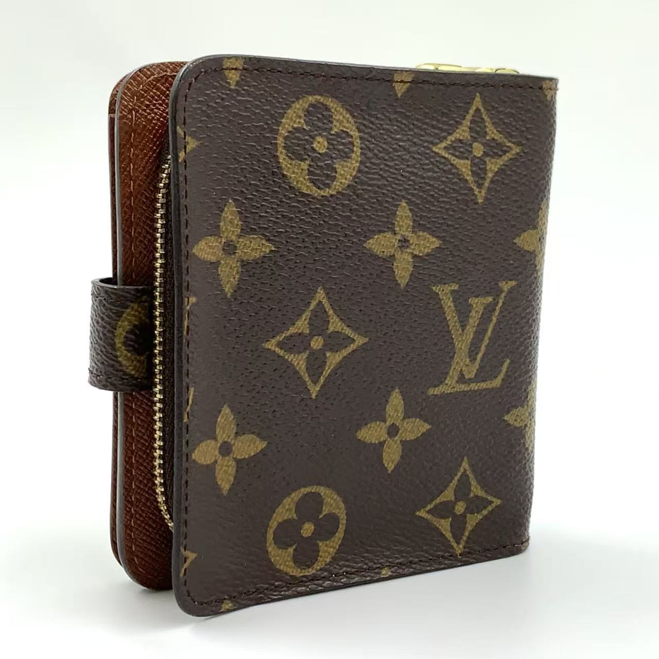 LOUIS VUITTON COMPACT MONOGRAM BIFOLD WALLET