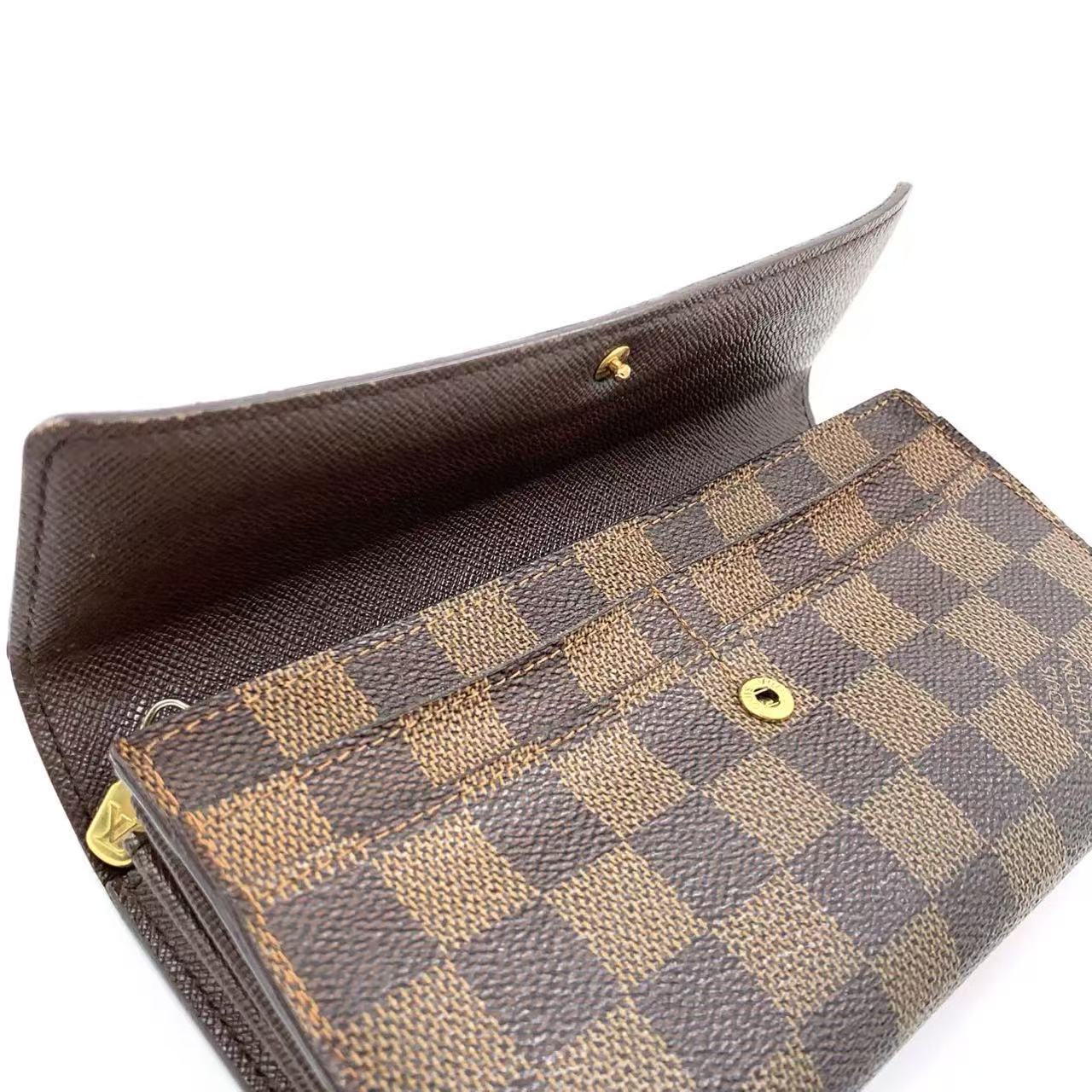 LOUIS VUITTON SARAH WALLET IN DAMIER EBENE CANVAS