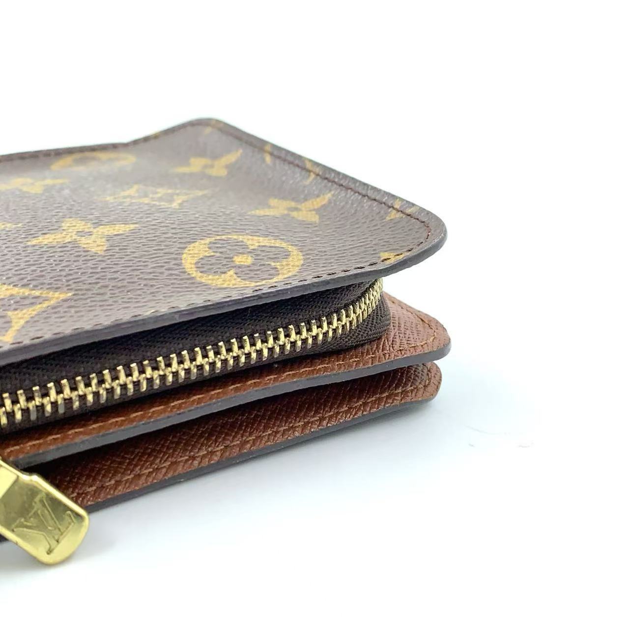 LOUIS VUITTON COMPACT MONOGRAM BIFOLD WALLET
