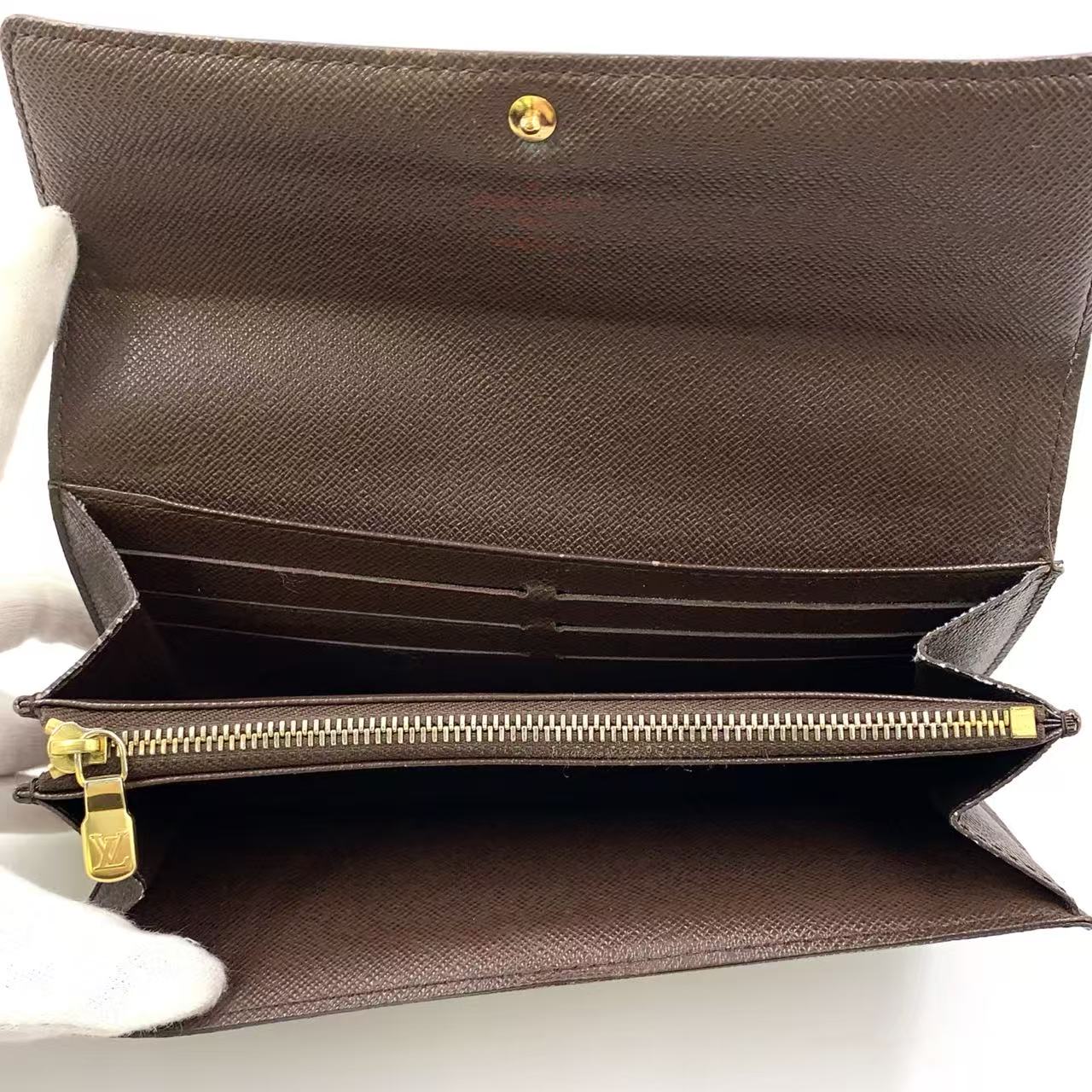 LOUIS VUITTON SARAH WALLET IN DAMIER EBENE CANVAS