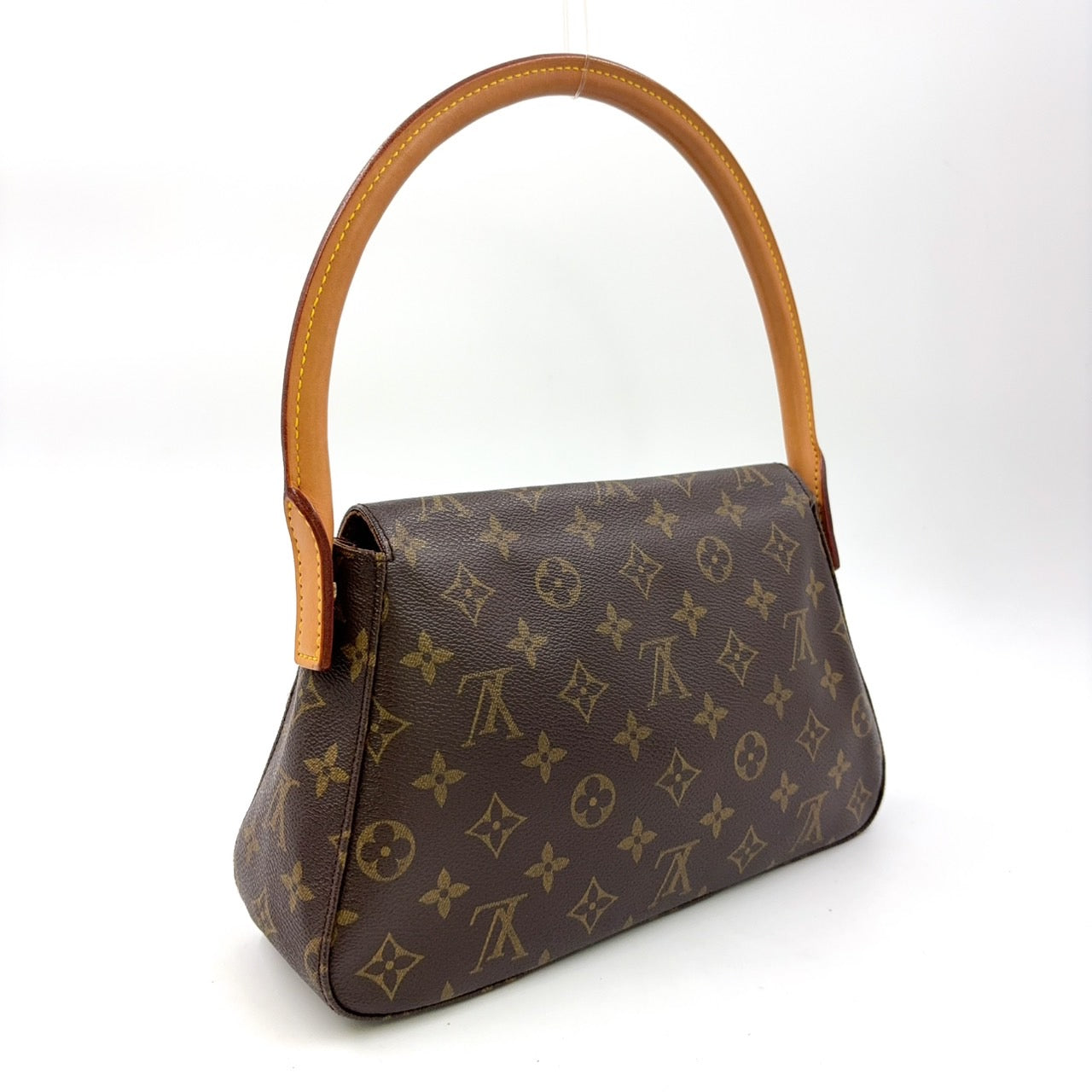 LOUIS VUITTON MINI LOOPING HANDBAG
