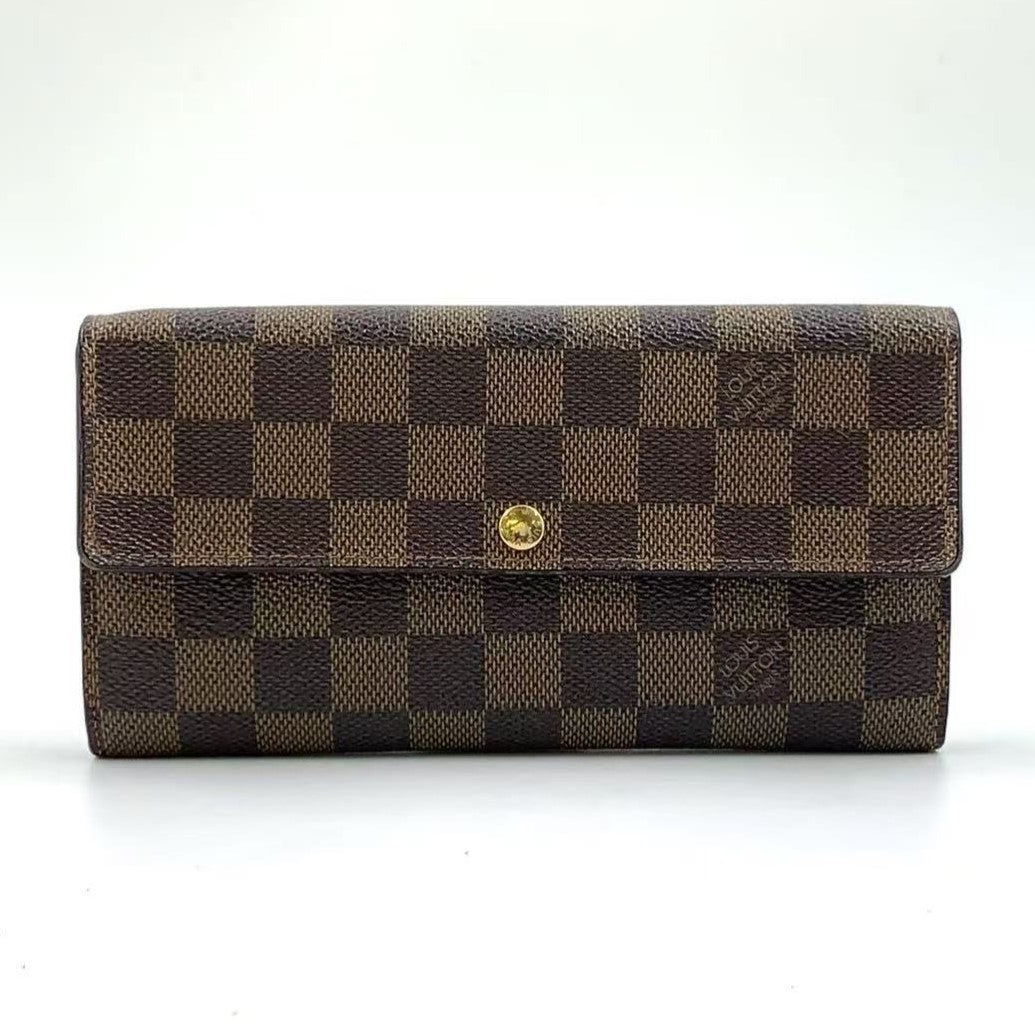 LOUIS VUITTON SARAH WALLET IN DAMIER EBENE CANVAS
