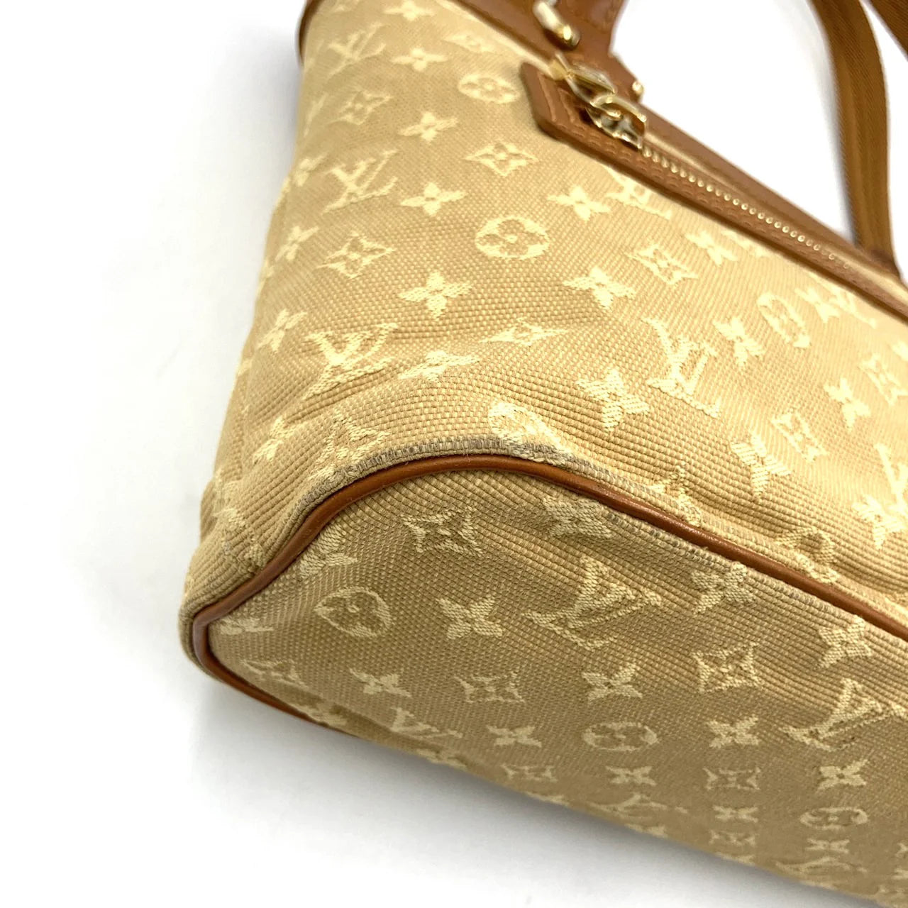 LOUIS VUITTON LUCILLE PM MONOGRAM MINI HANDBAG