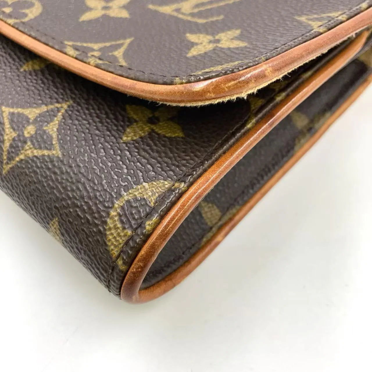 LOUIS VUITTON POCHETTE TWIN GM MONOGRAM SHOULDER BAG BROWN LEATHER PVC GOLD
