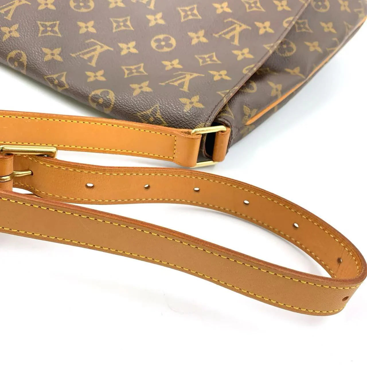 LOUIS VUITTON MUSETTE MONOGRAM SHOULDER BAG BROWN LEATHER PVC GOLD
